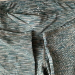 Athleta Crop Leggings